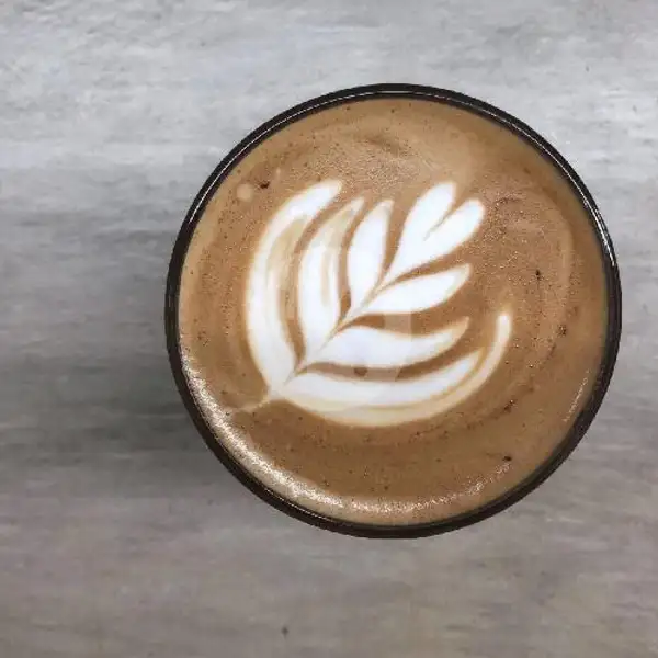 Roasted Almond Latte | Common Space Coffee And Bar, Nagoya