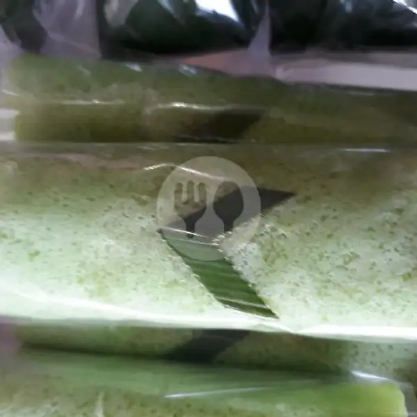 Kue Dadar Isi Kelapa | RM Lien Xin Vegetarian, Payung Sekaki