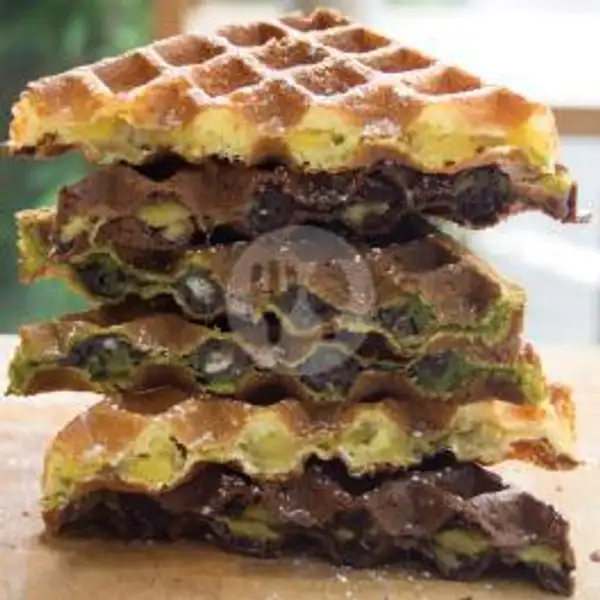 Waffle Slice | Brownfox Waffle & Coffee, Denpasar