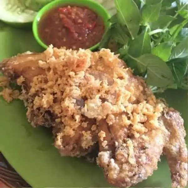 Ayam Kremes + Nasi Jumbo | Pecel Lele Gg Awug 02, Cikambuy