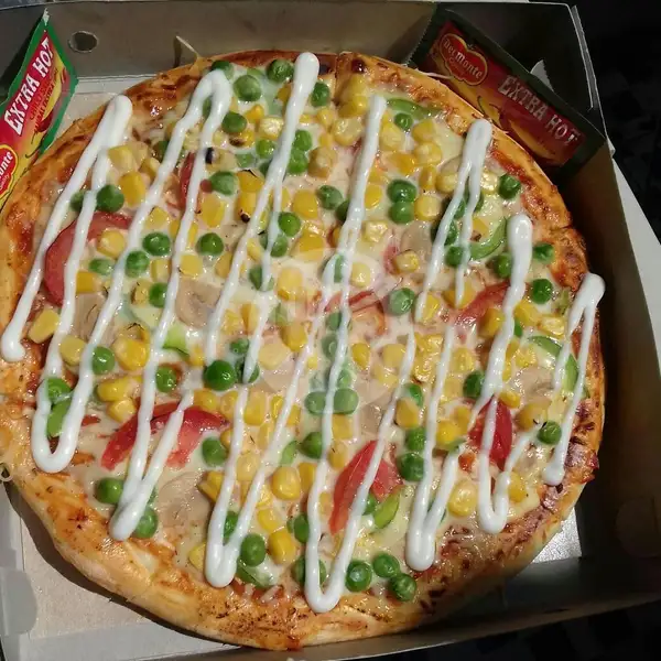 Pizza Veggie Large | Pizza Laziz, Poncol
