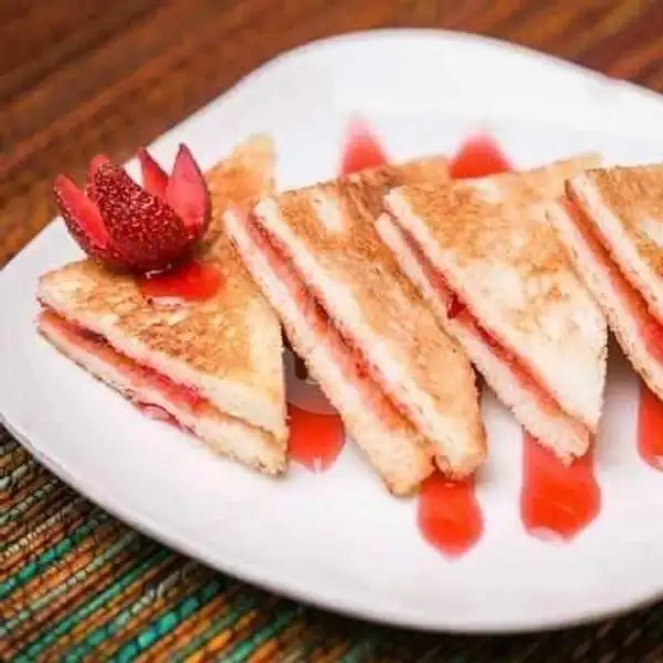 Roti Bakar Selai Strawberry Keju Ceres | JAJANAN ROTI ISI, BAHAGIA.