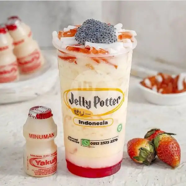 Strawberry Mix Yakult | Jelly Potter, Ir Sumantri