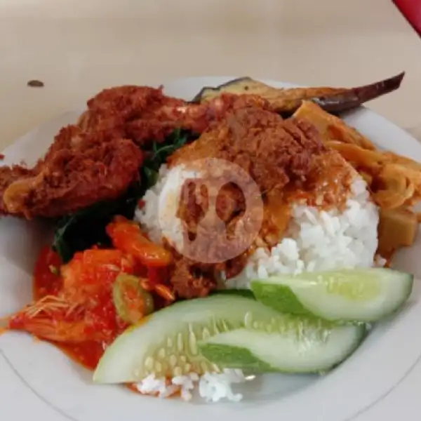 Nasi Ayam Goreng Plus Pregedel Kentang | Roky Minang, Padalarang