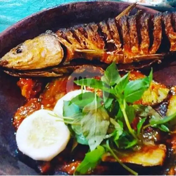 Ikan Bandeng Goreng (Tanpa Nasi) | Lalapan Cak Hendri, Denpasar