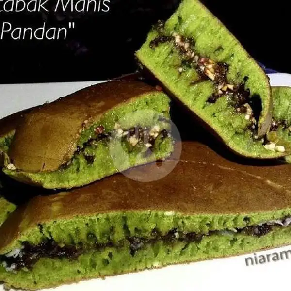 Pandan Kacang Cokelat | MARTABAK JAR BANGKA