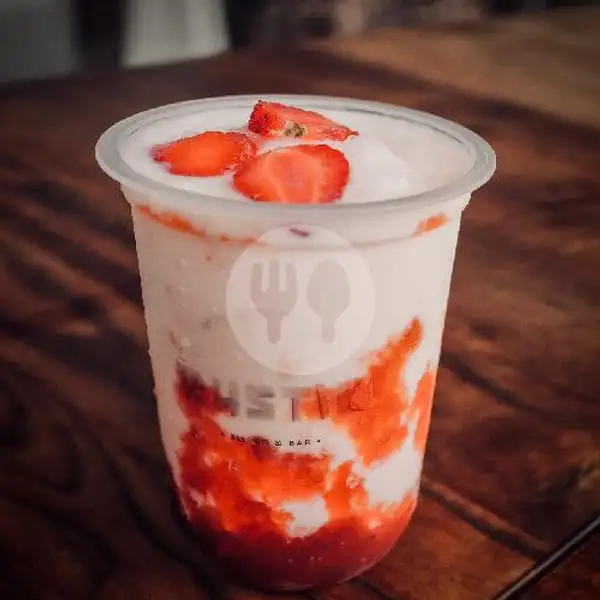 Korean Strawberry Milk | Rustik Bistro & Bar, Hotel Harper Malioboro Yogyakarta