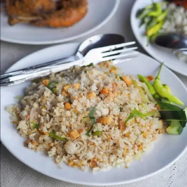 Nasi Goreng Ikan Teri | Anglo Wei Nasi Goreng & Chinese food HALAL, Genteng