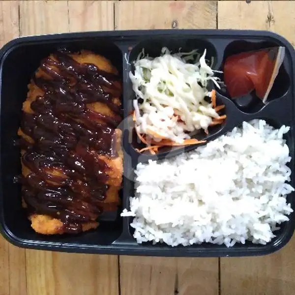 Paket Nasi + Chicken Katsu Saos Blackpepper | Kuzuka Katsu, Antapani