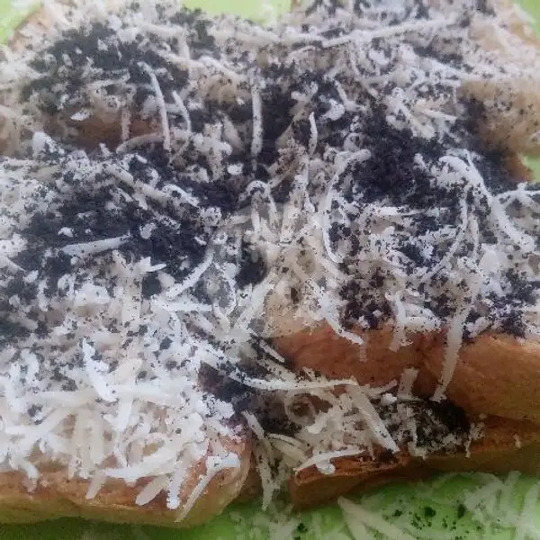 Roti Bakar Coklat + Keju Full + Oreo | Depot Qla Jaya, Kebomas
