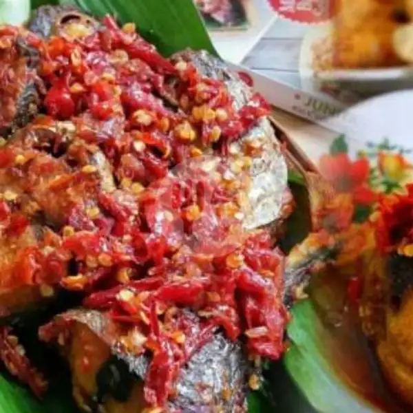 Nasi Ikan Tongkol BALADO KOMPLIT | Nasi Padang RM Sinar Family