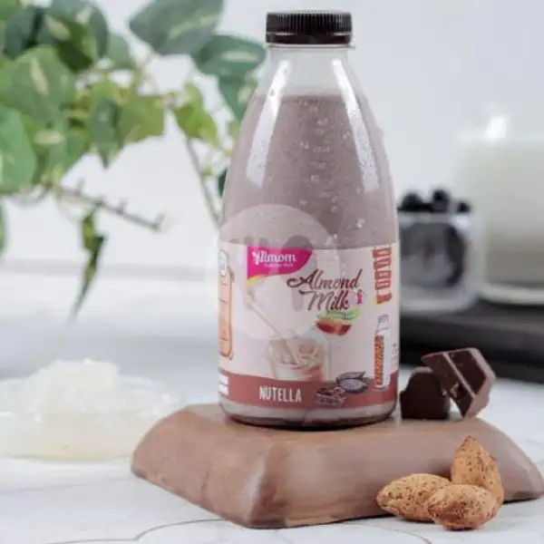 Nutella 350ml | Almond Milk Umi