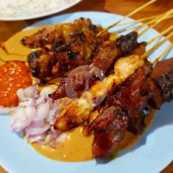 Sate Ayam 10 Tusuk + Lontong | Sate Madura Pojur