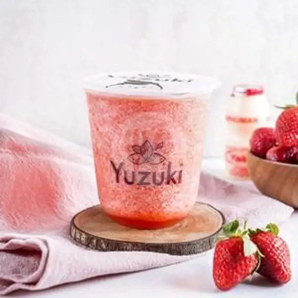 Yakult Strawberry | Yuzuki Tea & Bakery Majapahit - Cheese Tea, Fruit Tea, Bubble Milk Tea and Bread