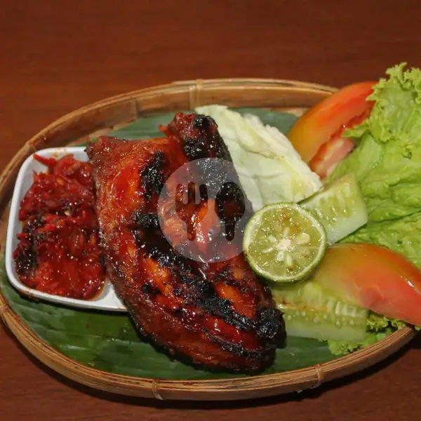 Ayam Bakar | Hot Cwie Mie Malang, Makasar