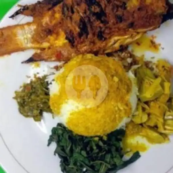 Nasi Ikan Nila Bakar KOMPLIT | Nasi Padang RM Sinar Family