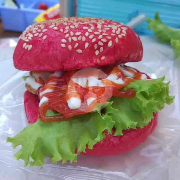 Burger Merah / Warna(Pilihan: Pedas/Tak Pedas) | Kedai Kopi Blue (Kopi Original, Burger, Kebab), Malang