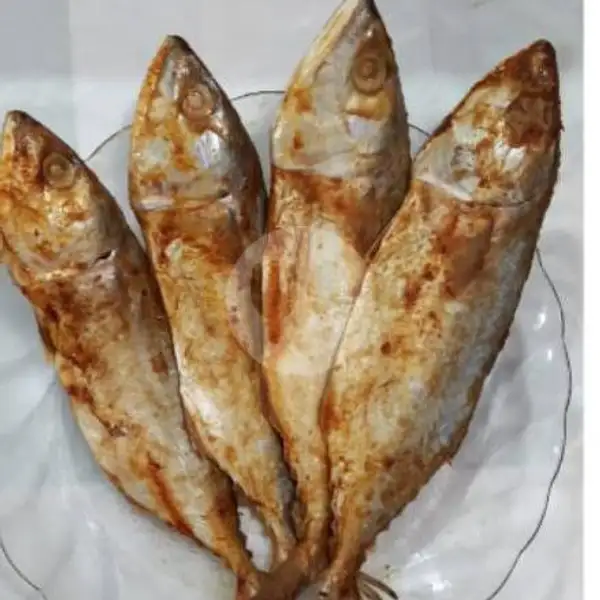 Ikan Asin Goreng Pedak/ Ekor | Sambal Petir