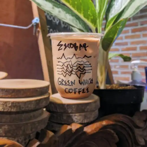 Eskobar Mexxi | Green White Coffee
