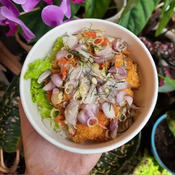 Chicken Katsu Sambal Matah Ricebowl + Es Teh | YamYam Cilacap, Rinenggo Asri