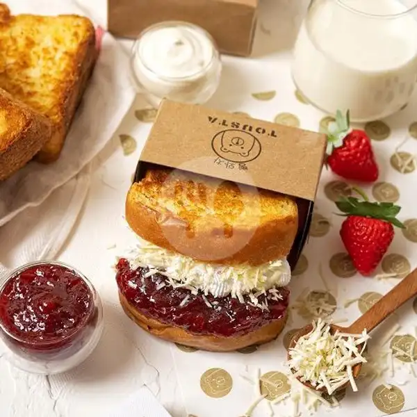 Strawberry Cream Cheese Toast | Tousta Toast & Teabar, Cideng