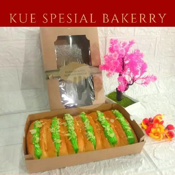 Kue Cake Spesial Pandan Kaya | Kue Ulang Tahun ARUL CAKE, Pasar Kue Subuh Senen