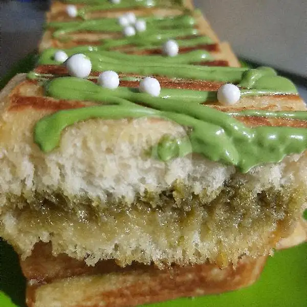 Greentea Crunchy - Keju | Roti Bakar Bandung Bang Aal, Mojosari