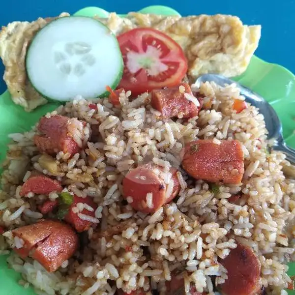 Nasi Goreng Pedas + Sosis + Telur Dadar + Baso Ikan | Warung Bu Eka, Batam