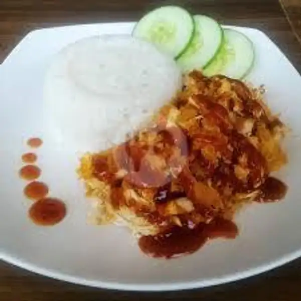 Nasi + Ayam Geprek + Sauce Hot Barbeque + Lalapan | Ayam Geprek Farish, Tlogosari Kulon