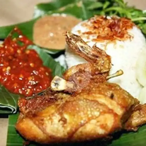 Lalapan  Ayam Sambel Mantul +Es Teh | Warung Kank Supri, Denpasar