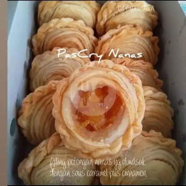 Pastel Crispy Nanas (Goreng Isi 10 ea) | Choco DeeN, Sepinggan