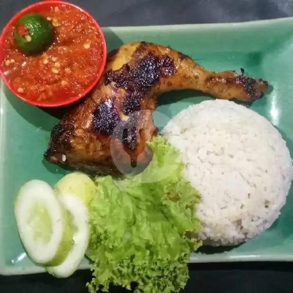 Ayam Bakar Sambal Pecak+ Free Teh Manis | Duck Street 21, Tugu Utara