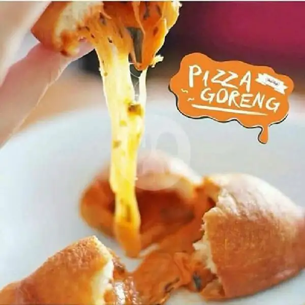 Pizza Goreng Sosis + Daging Mozarela | Raja Kebab Pizza & Burger, Pasopati