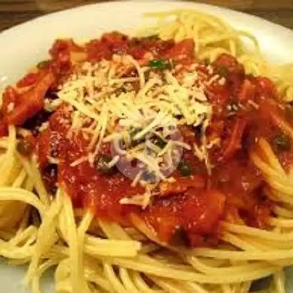 Spaghetti Bolognese Sosis Keju | Cafe Dede Hamizan, Kayu Manis Utara