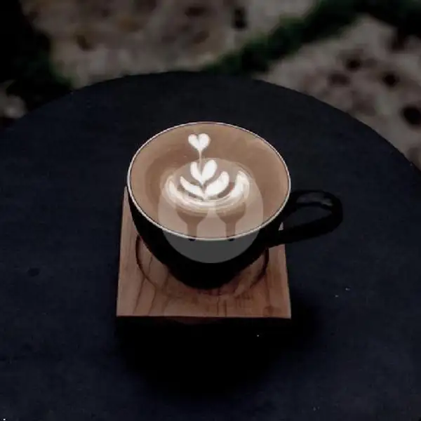 Hot Latte | Kopi Punya Hati, Denpasar