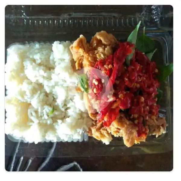 Paket Murah Meriah Nasi + Ayam Crispy Geprek + Es Teh | Sup Iga J-J, Denpasar Utara