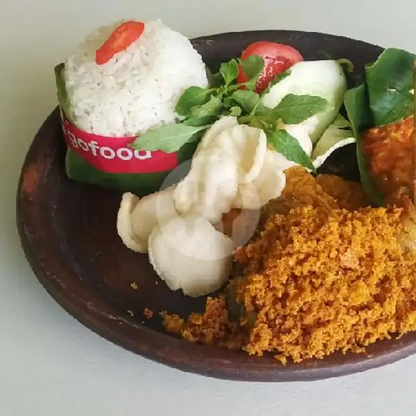 Nasi Ayam Bumbu Kaldu + Lokalate Gula Aren | Warung Sambal Hot Mbk Lina, Benowo