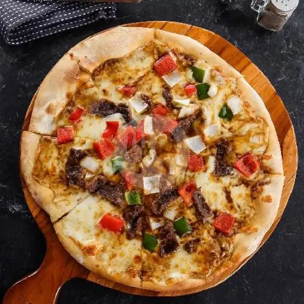 Beef Black Pepper Pizza | Piccola Stella Batam, Dermaga Sukajadi