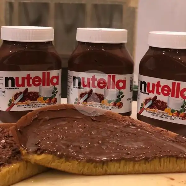 Special Nutella + Toblerone | Martabak Gading Pecenongan, Embong Malang