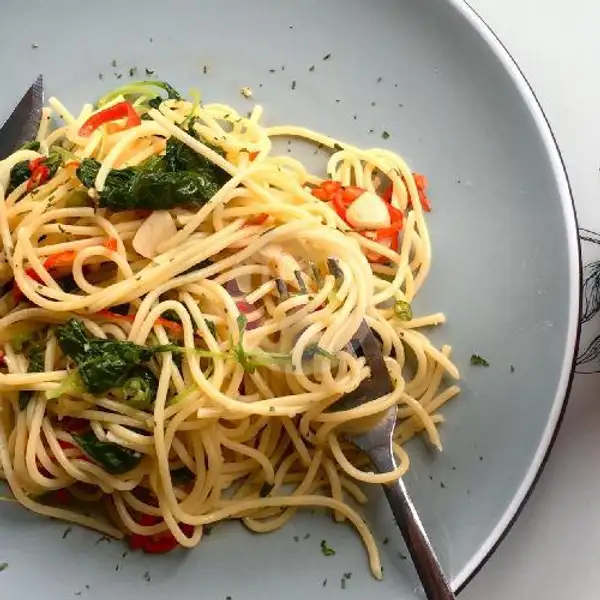 Spaghetti Aglio Olio Spinaci | Piccola Stella Batam, Dermaga Sukajadi