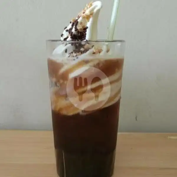 Black Coffe Float | Warung Sobat, Ibu Sangki