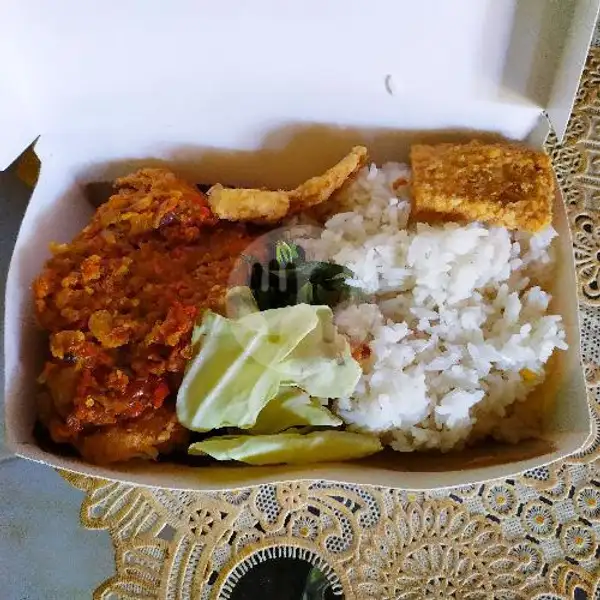 Ayam Geprek Dabu-dabu Iloni +Nasi | Rumah Makan Ci Agu, Bengawan Solo