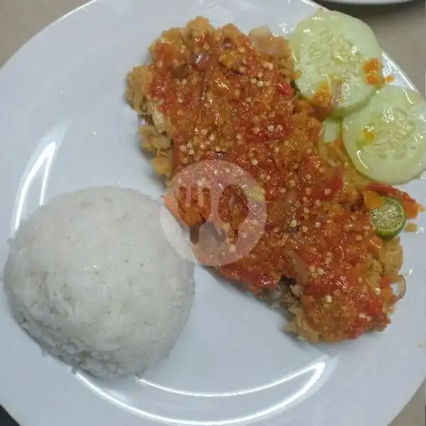 Ayam Geprek Dada + Nasi | AA Fried Chicken, Bengkong Indah