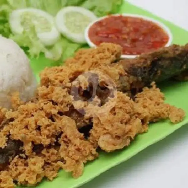 Ikan Lele kremes + Nasi + Sambal + Kentang + Lalapan | Ayam geprek n mie padeh zifa, Pelangi