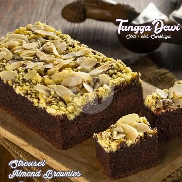 Streusel Almound Brownies | Tungga Dewi Cake Cabang Tidar, Sawahan