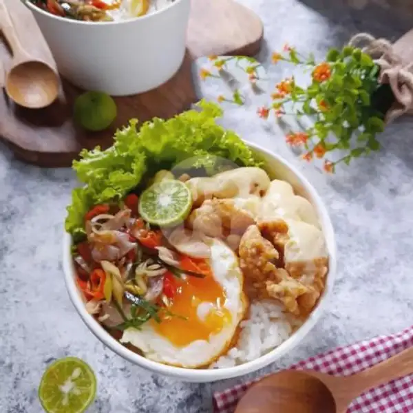 Nasi Ayam Krispi Saus Mayo Ekstra Telur | Pribumi Ricebowl, Slipi