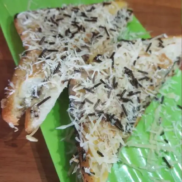 Roti Bakar Coklat | Hot Chicken Dinner, Pekanbaru