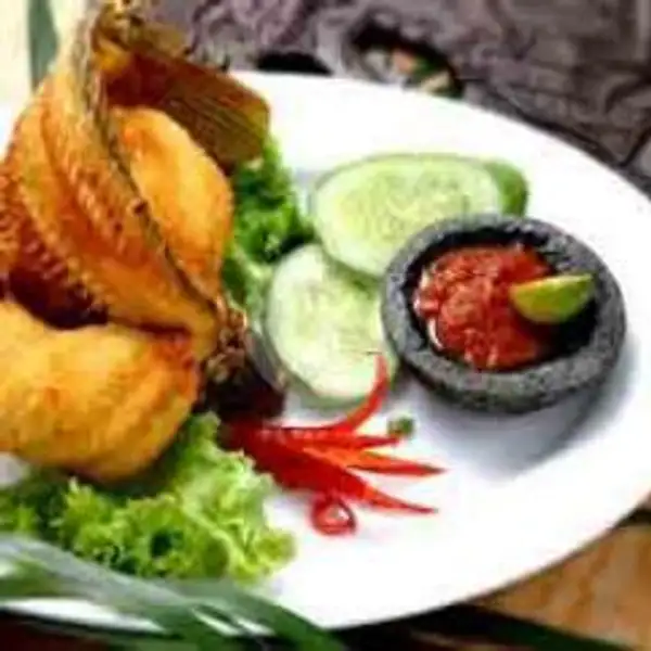 Ikan Kue Goreng | Seafood Nasi Uduk 28, Pamulang