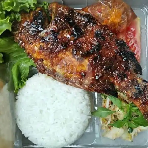 Nasi Uduk Ikan Bakar | Sayur Asem Rawon Sambel Jeletot, Kota