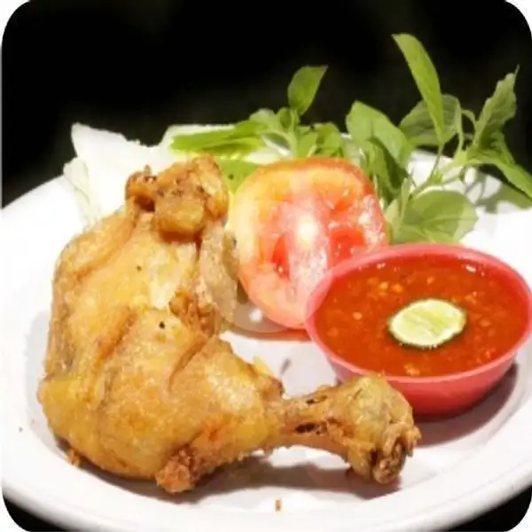 Ayam Goreng | Lalapan Mbak Siti Penyet Cobek, Denpasar